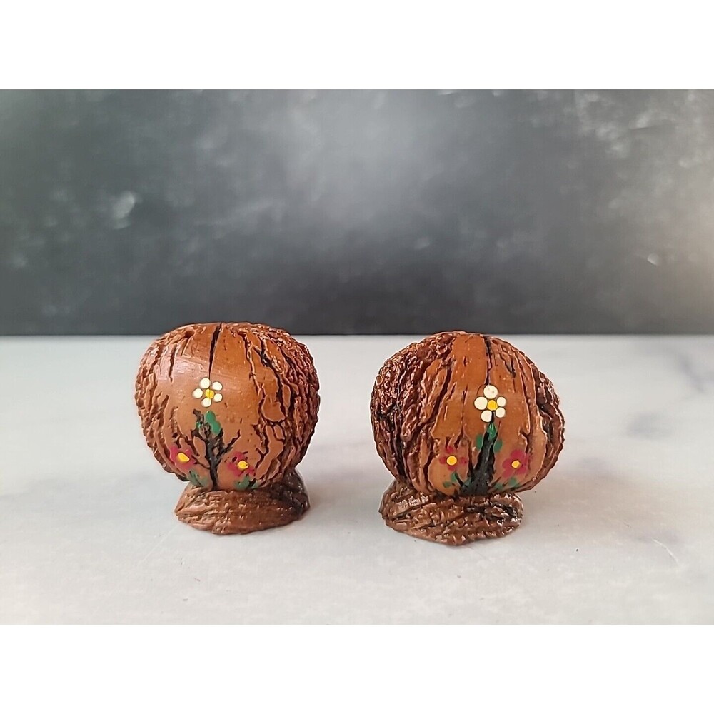 Vintage Walnut Pit Shaped Handpainted Floral Salt And Pepper Shakers, READ